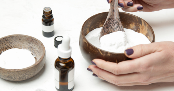 Baking Soda and Essential Oil