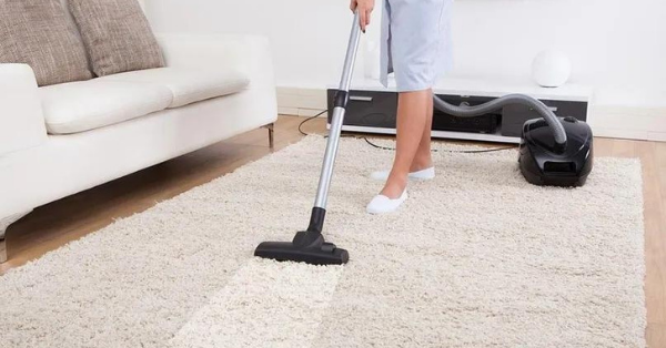 Cleaning Or Replacing Your Carpet