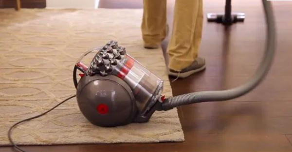 Dyson Cinetic Animal Canister Vacuum