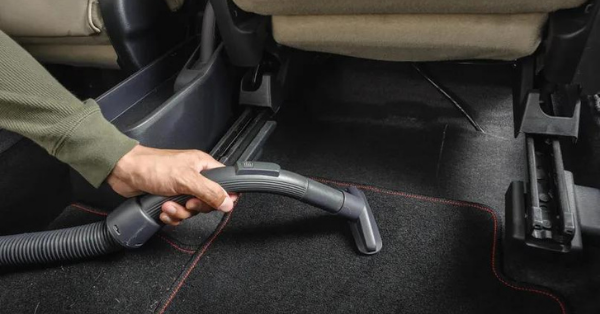 Prevent Mold With Dry Mats And Carpets 