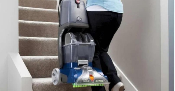 move cleaning machine