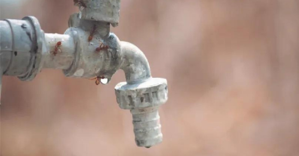 old faucet that leaks